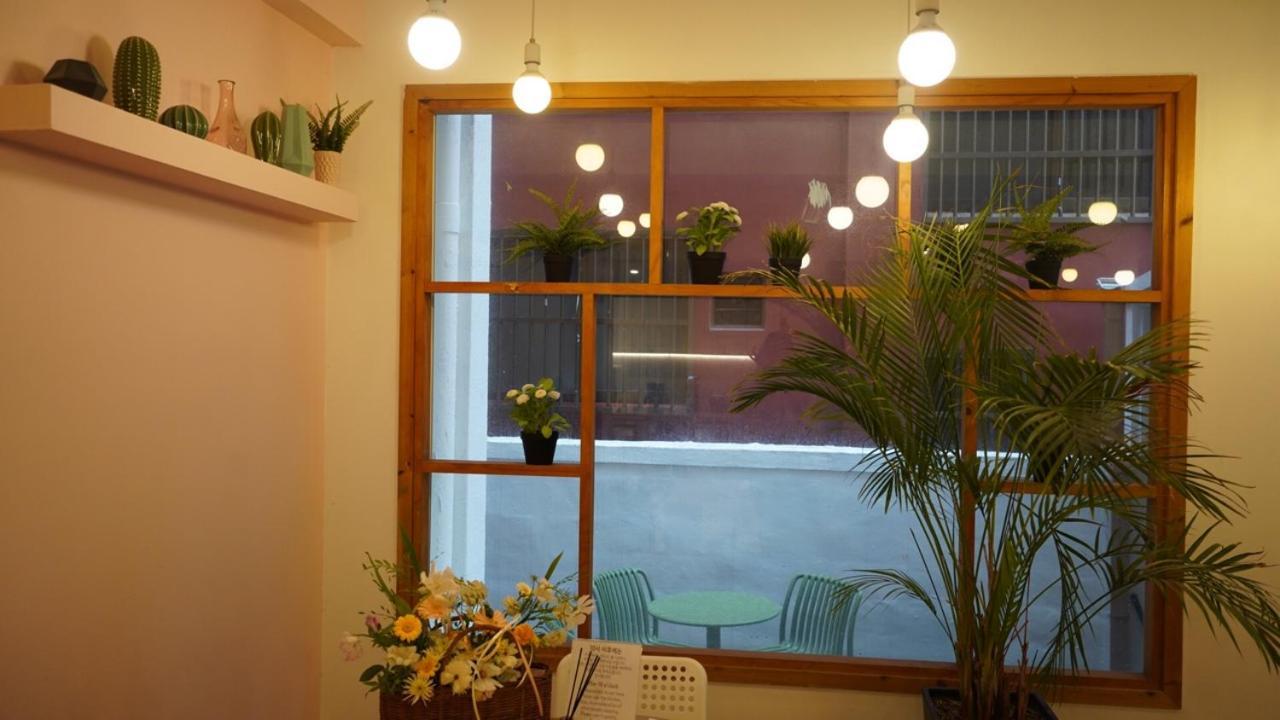 Hannahstay Women Only Guesthouse Jeju Exterior foto